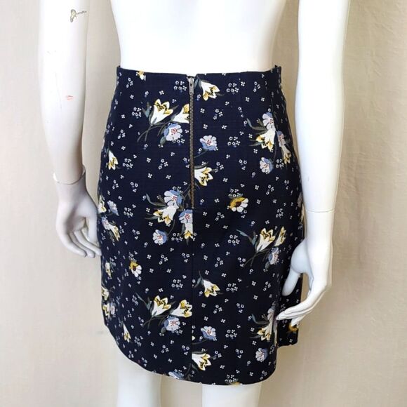 NWT Loft Navy Print Cotton Pique Summer Skirt Size 4 - Picture 3 of 7